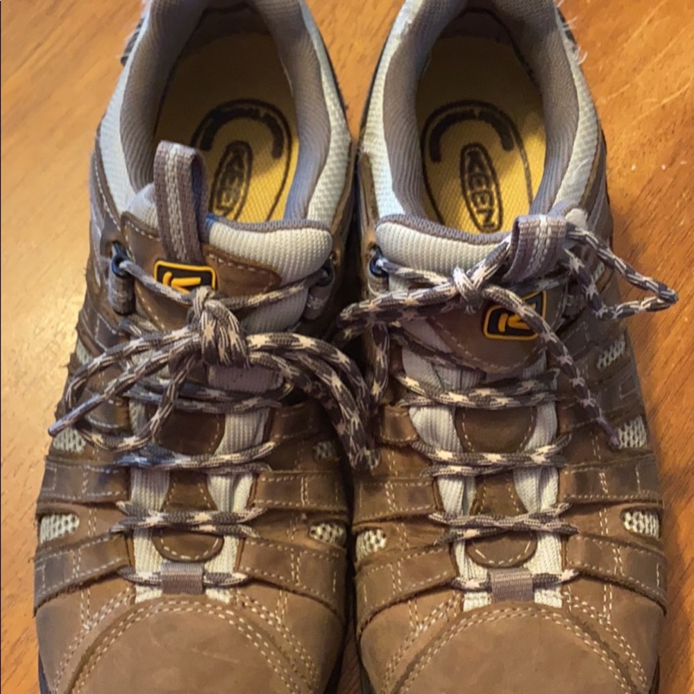 Womens steel toes